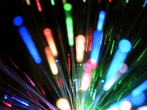 Cine a inventat fibra optica