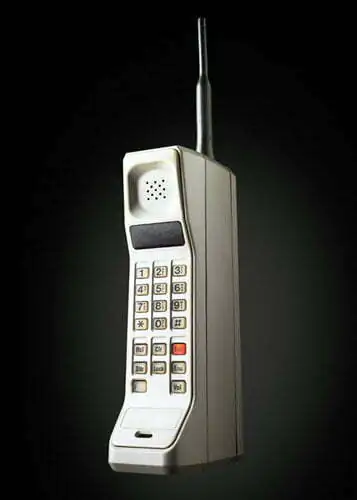 Cine a inventat telefonul mobil