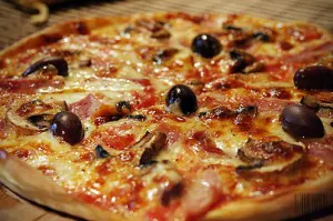 Cine a inventat pizza